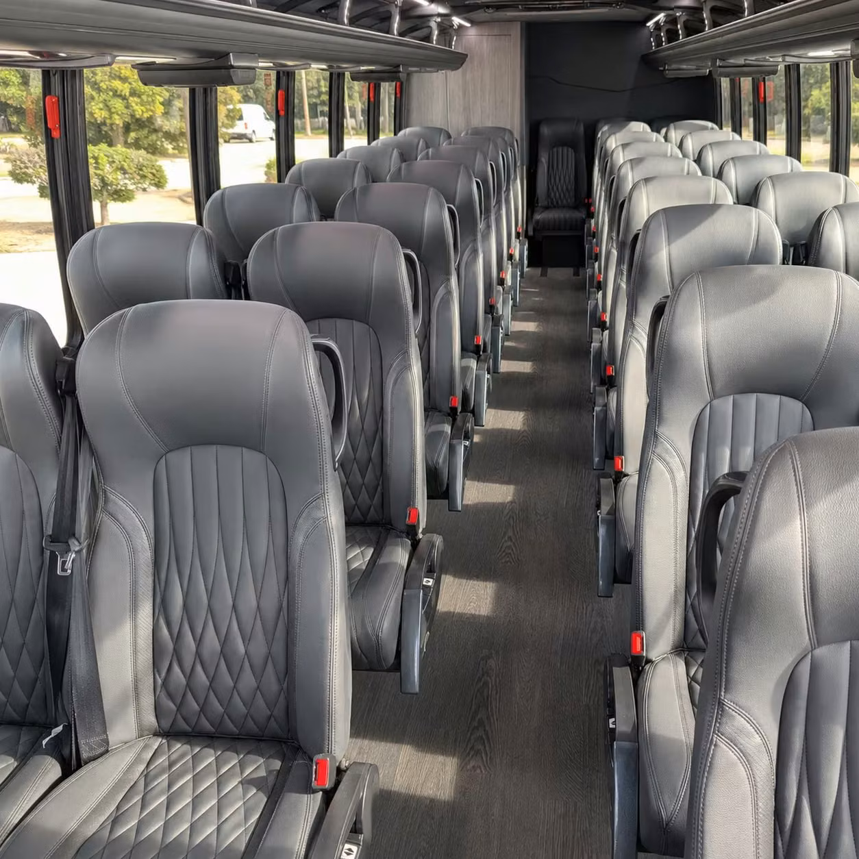 sanford 25 passenger minibus rental